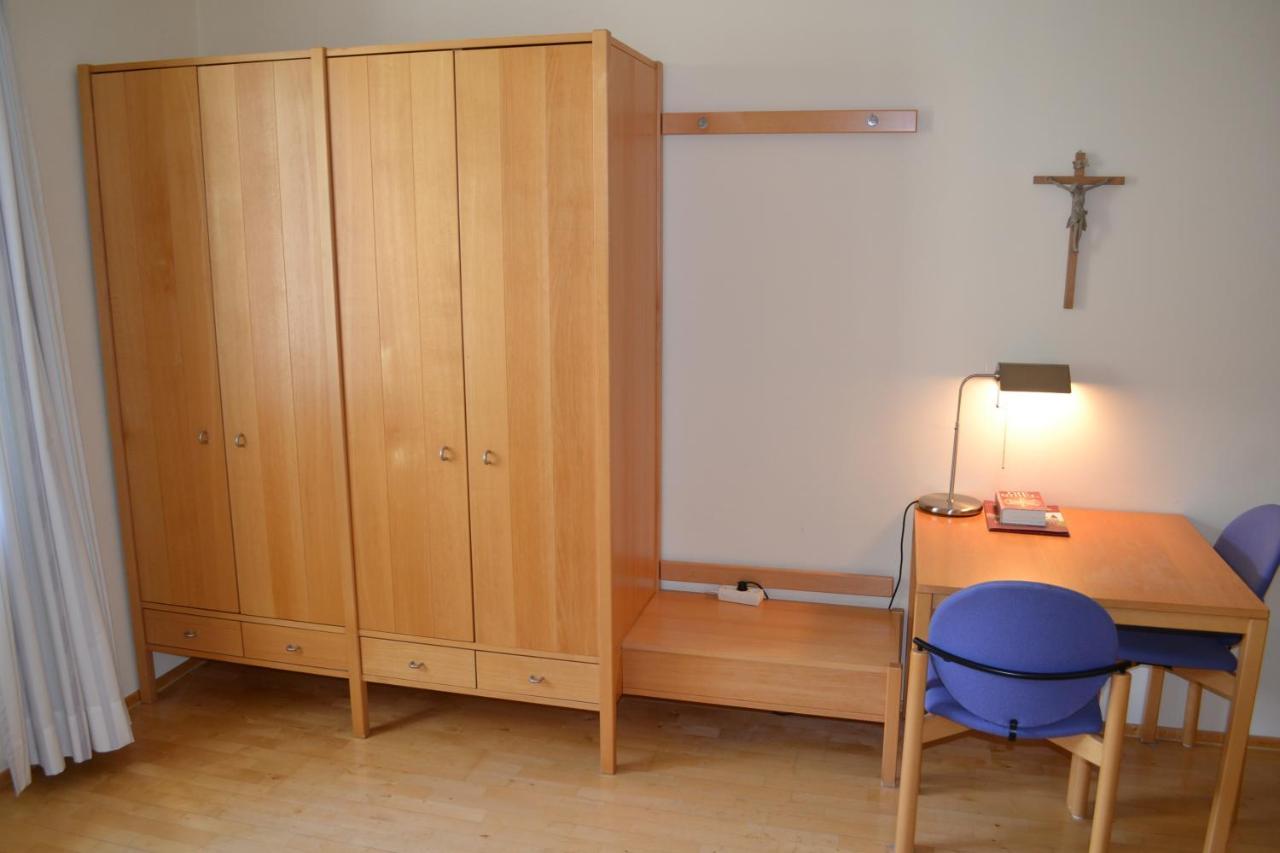 Haus Der Begegnung Heilig Geist Hotel Burghausen Ngoại thất bức ảnh