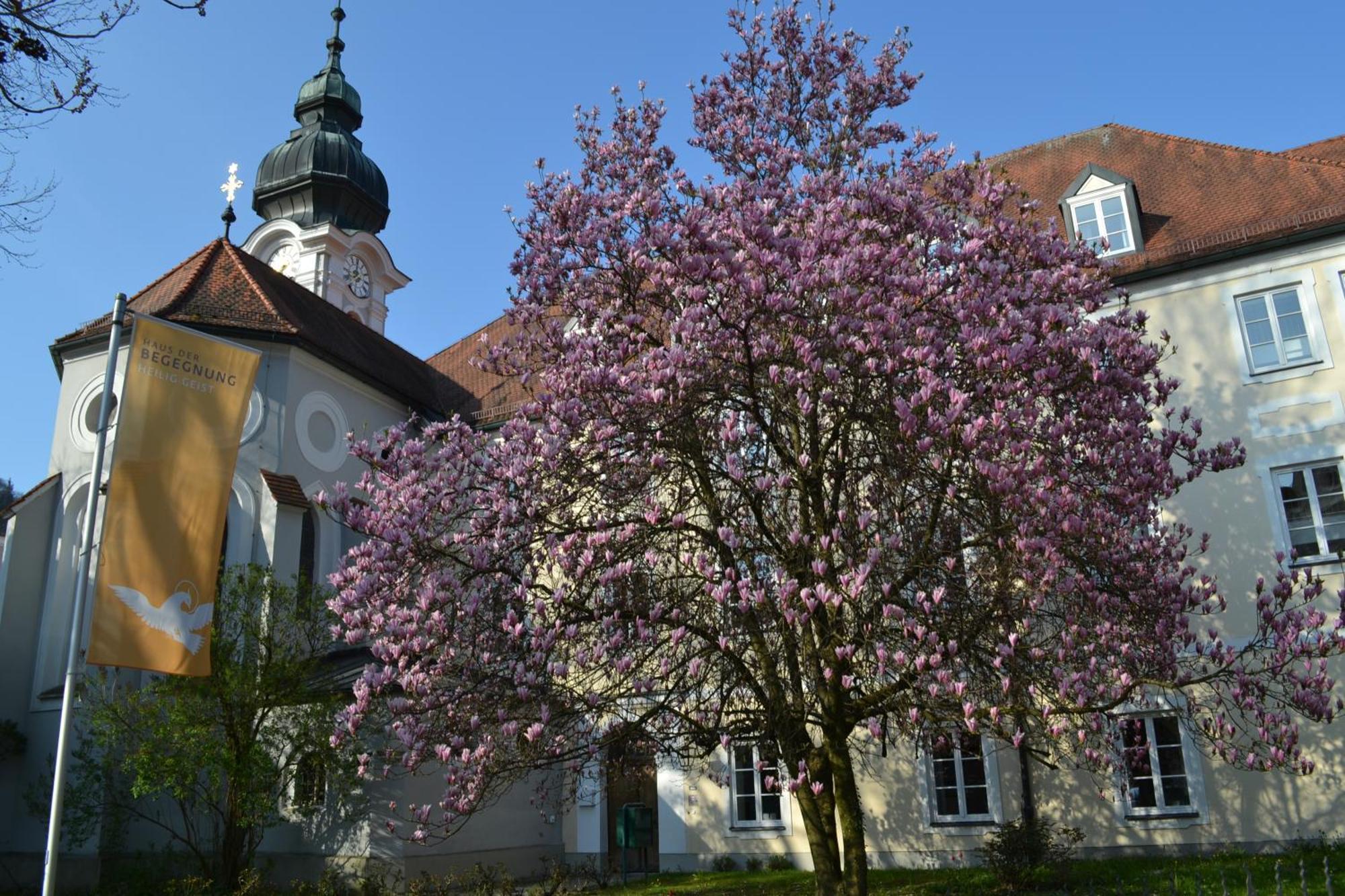 Haus Der Begegnung Heilig Geist Hotel Burghausen Ngoại thất bức ảnh
