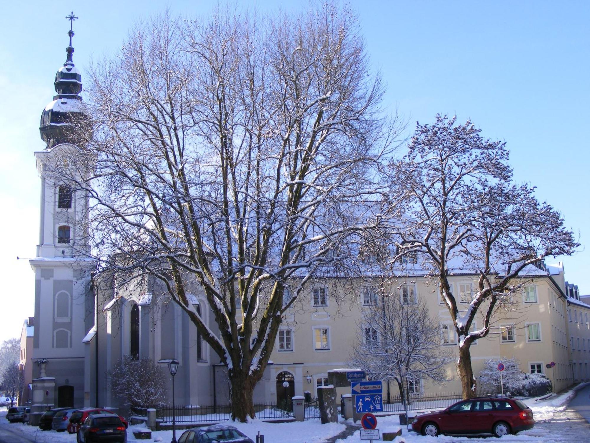 Haus Der Begegnung Heilig Geist Hotel Burghausen Ngoại thất bức ảnh