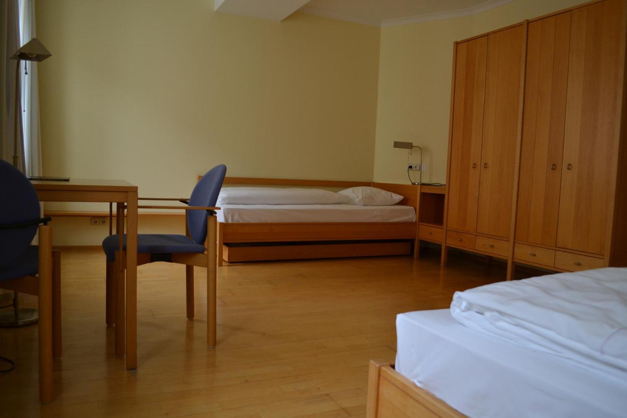 Haus Der Begegnung Heilig Geist Hotel Burghausen Ngoại thất bức ảnh