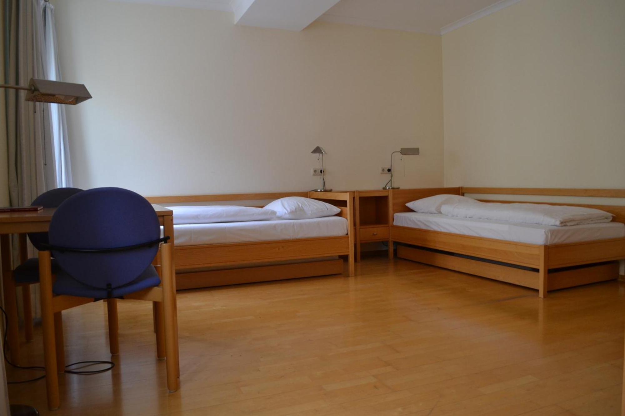 Haus Der Begegnung Heilig Geist Hotel Burghausen Ngoại thất bức ảnh