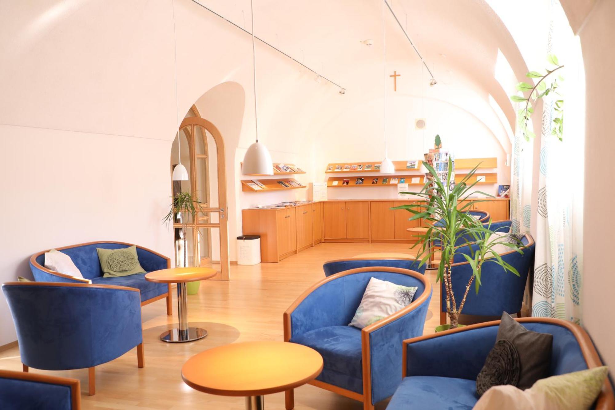 Haus Der Begegnung Heilig Geist Hotel Burghausen Ngoại thất bức ảnh