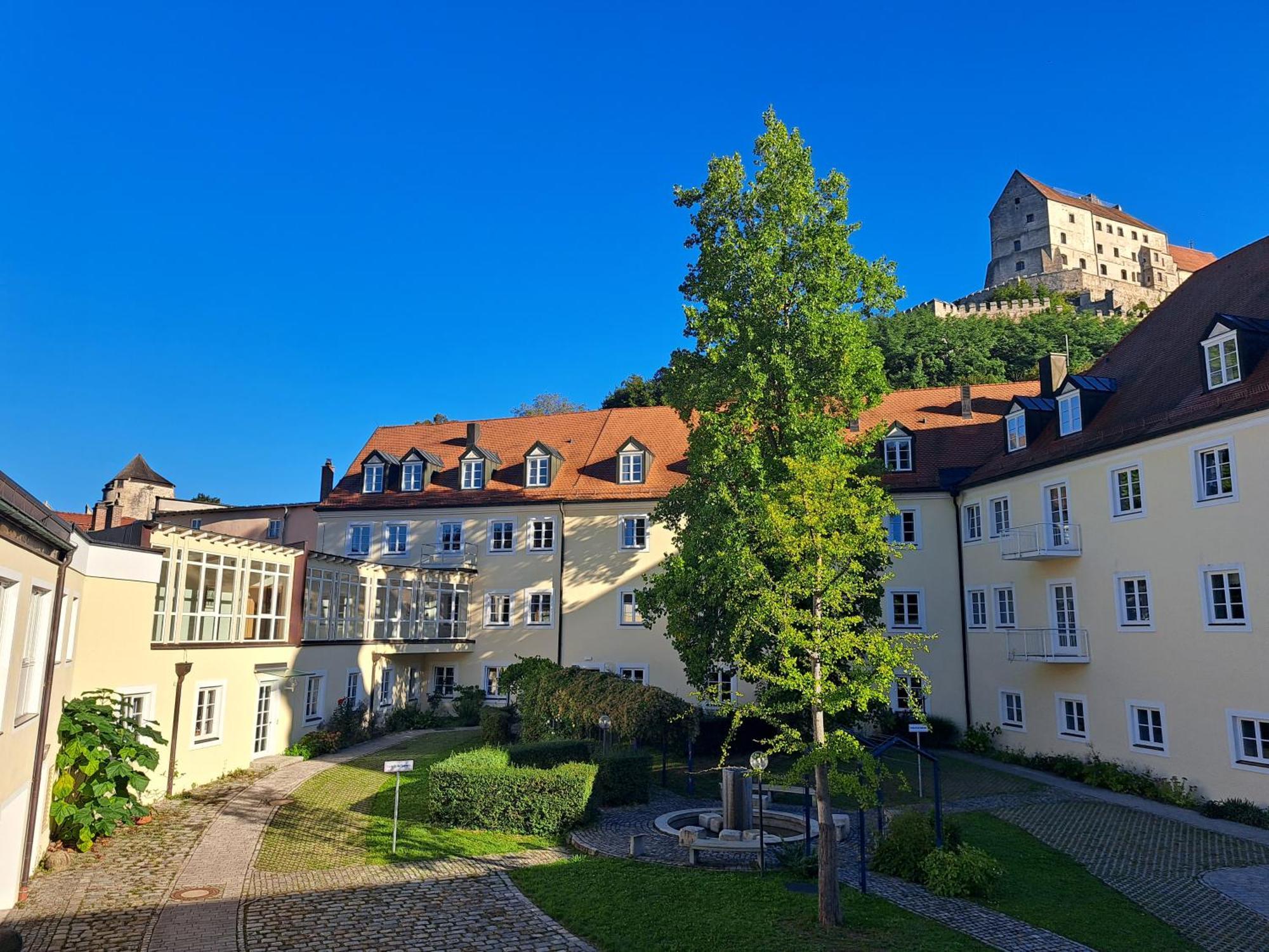 Haus Der Begegnung Heilig Geist Hotel Burghausen Ngoại thất bức ảnh