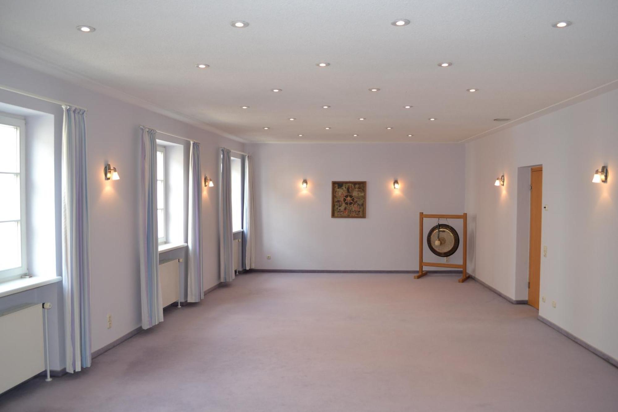 Haus Der Begegnung Heilig Geist Hotel Burghausen Ngoại thất bức ảnh