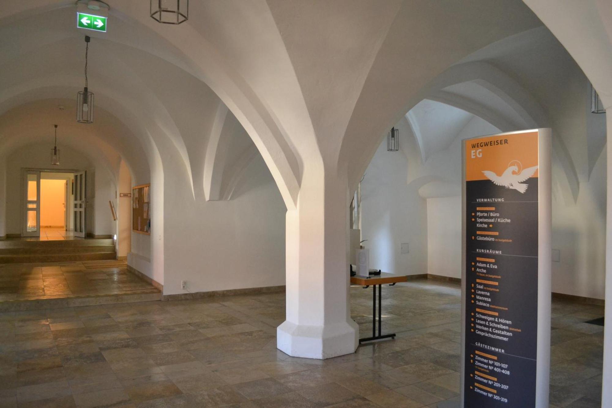 Haus Der Begegnung Heilig Geist Hotel Burghausen Ngoại thất bức ảnh
