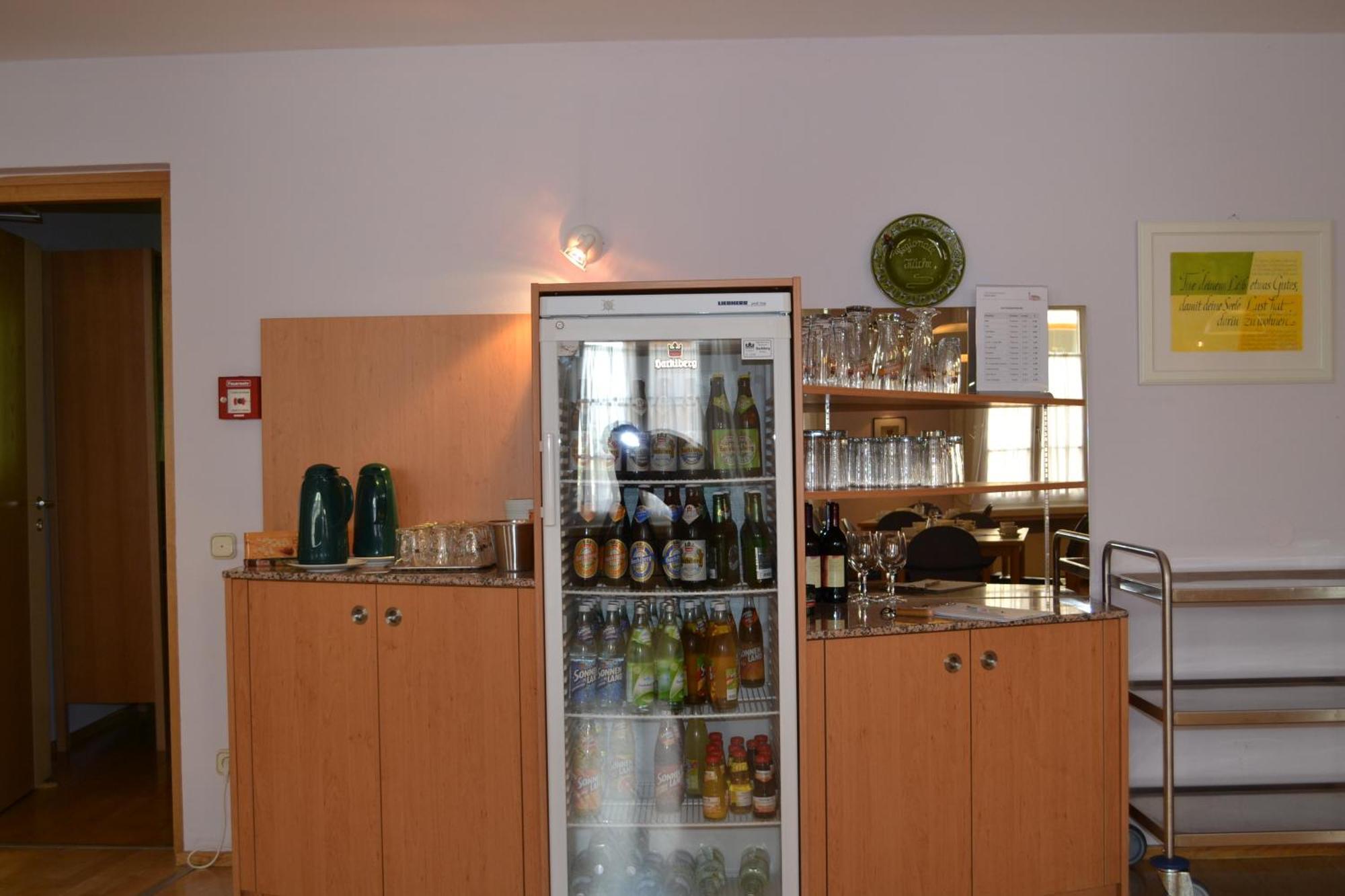 Haus Der Begegnung Heilig Geist Hotel Burghausen Ngoại thất bức ảnh